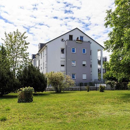 Relax Apartment Black & White Friedrichshafen Bagian luar foto
