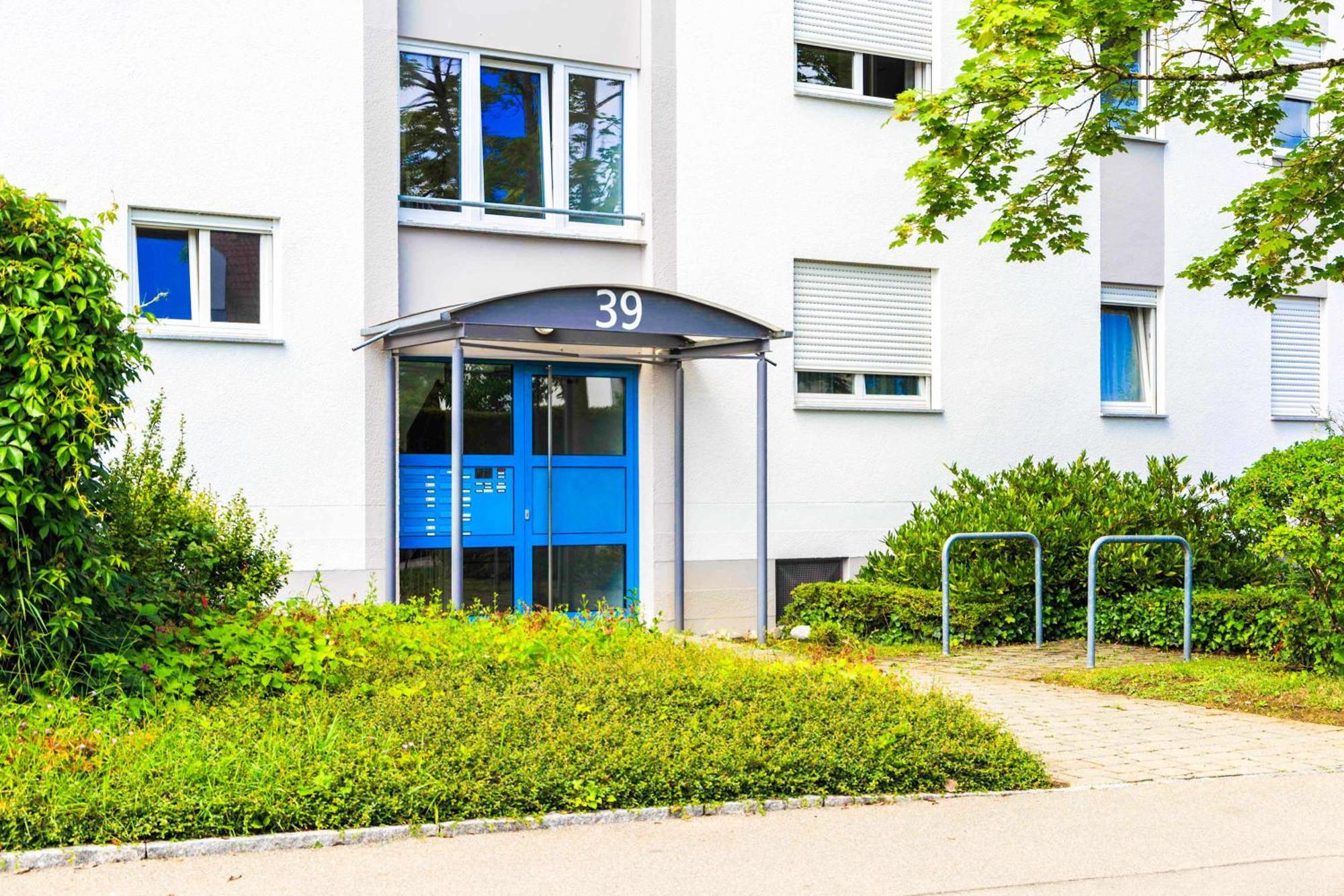 Relax Apartment Black & White Friedrichshafen Bagian luar foto